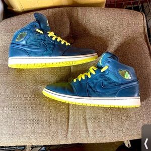 Nike Air Jordan 1 Retro 'Squadron Blue' 97' size 10.5 men’s